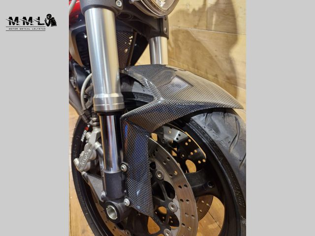 ducati - monster-696