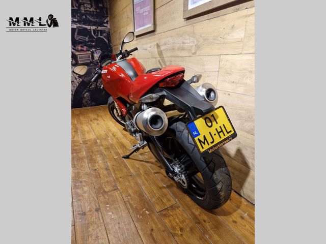 ducati - monster-696