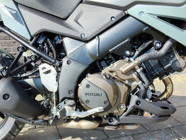 suzuki - v-strom-1050