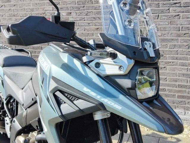 suzuki - v-strom-1050