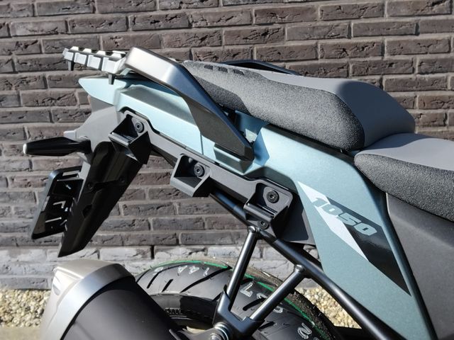 suzuki - v-strom-1050
