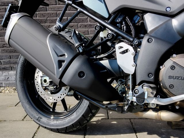 suzuki - v-strom-1050