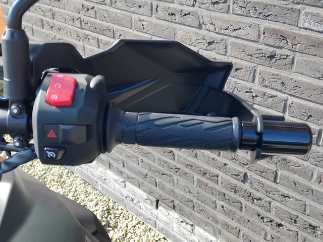 suzuki - v-strom-1050