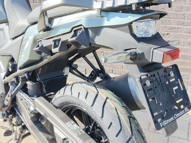 suzuki - v-strom-1050