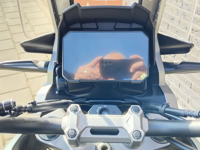suzuki - v-strom-1050