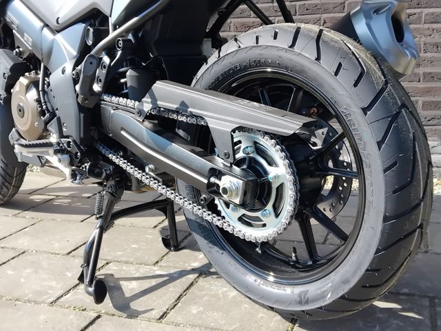 suzuki - v-strom-1050