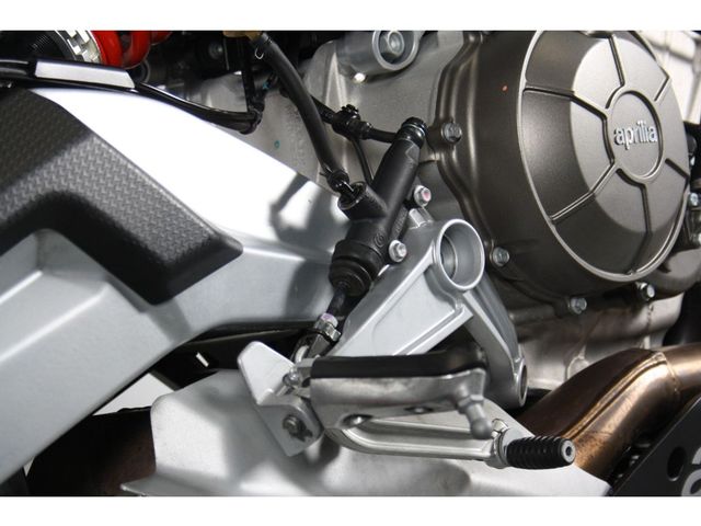 aprilia - tuono-660