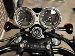 Triumph Bonneville T120 Black 2026 nieuw – foto 6 van 11