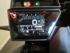 Yamaha Tracer 9 GT ABS Vlamstrak!! 2023 occasion – foto 11 van 14