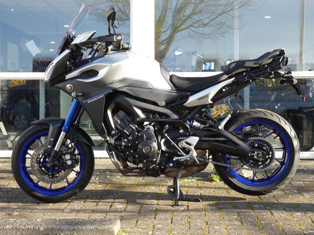 yamaha - tracer-900-abs