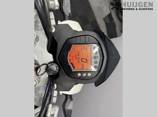 ktm - 390-duke-abs