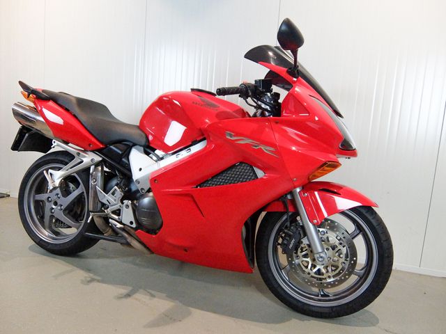 honda - vfr-800-fi-vtec