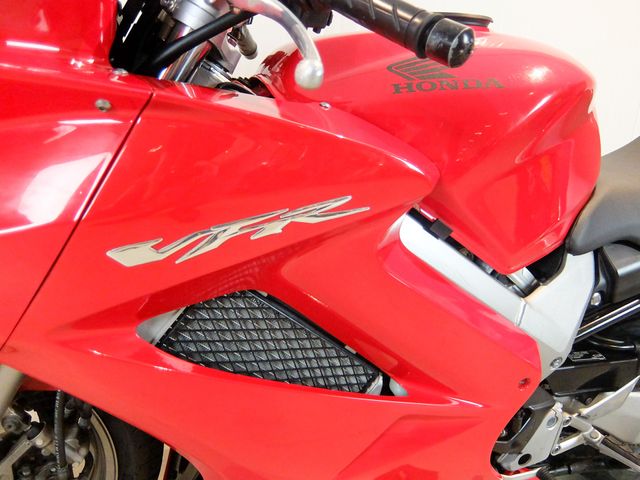 honda - vfr-800-fi-vtec