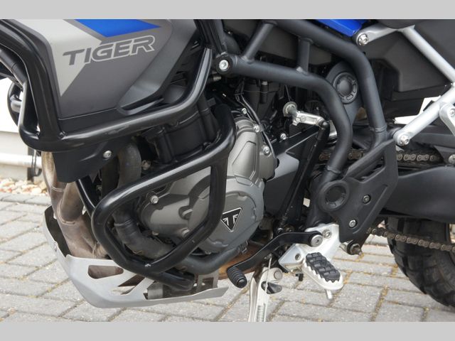 triumph - tiger-900-gt