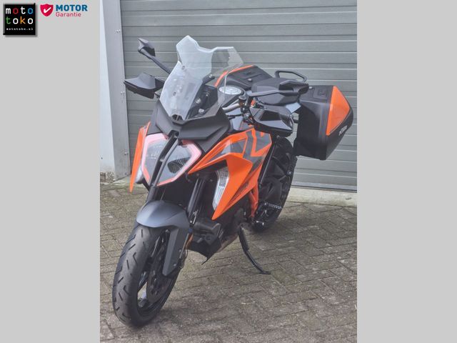 ktm - 1290-super-duke-gt