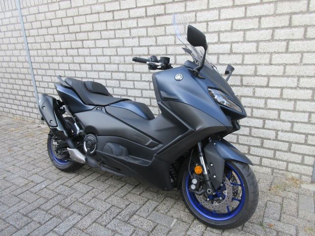 yamaha - tmax-560