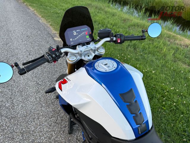 bmw - f-900-r