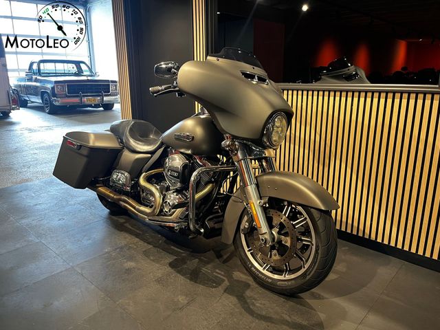 harley-davidson - street-glide