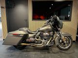 HARLEY-DAVIDSON STREET GLIDE