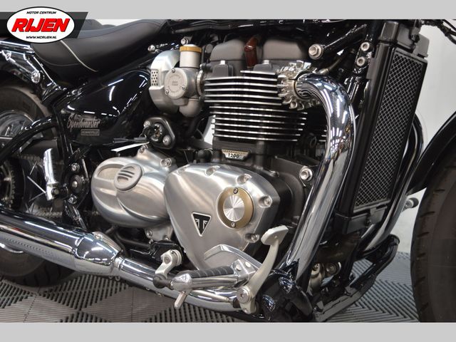 triumph - bonneville-speedmaster
