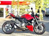 DUCATI STREETFIGHTER V2