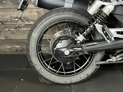 MOTO GUZZI V 85 TT GUARDIA D'ONORE 850 – foto 4