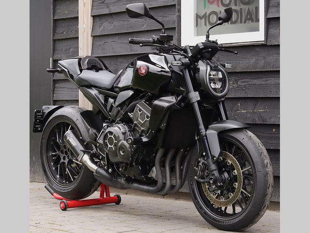 honda - cb-1000-r-black-edition