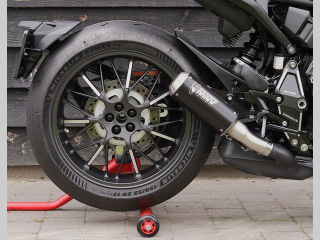 honda - cb-1000-r-black-edition