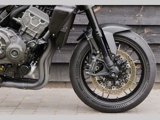 honda - cb-1000-r-black-edition