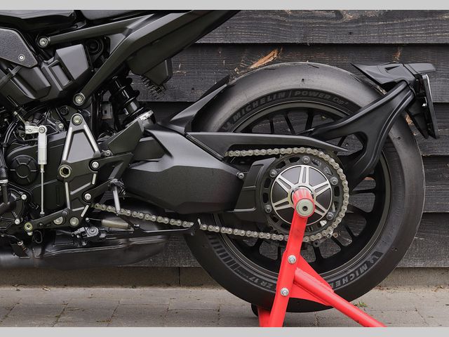 honda - cb-1000-r-black-edition