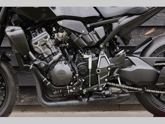 honda - cb-1000-r-black-edition