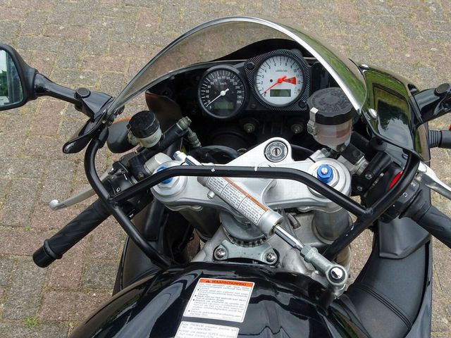 suzuki - tl-1000-r