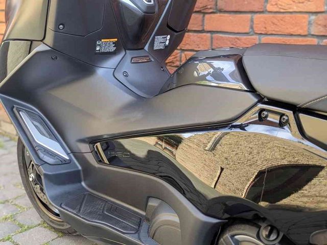 yamaha - tmax-tech-max