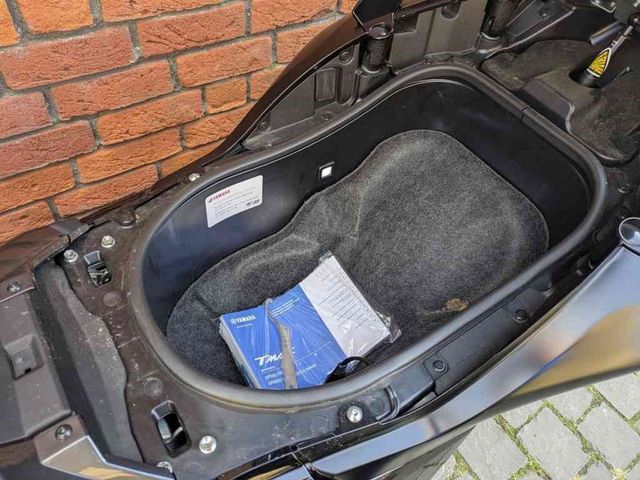 yamaha - tmax-tech-max