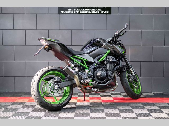 kawasaki - z900