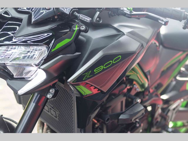kawasaki - z900