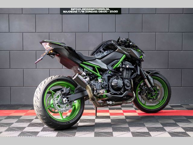 kawasaki - z900