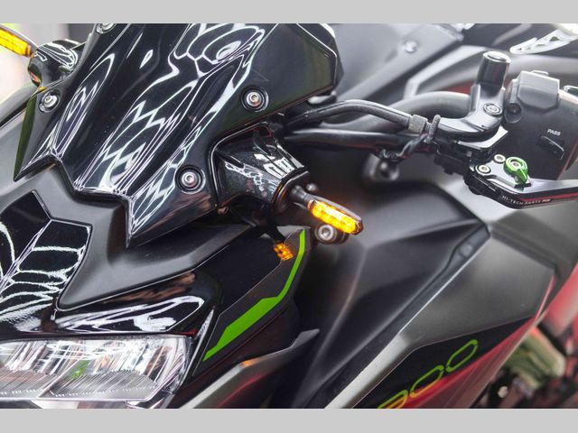 kawasaki - z900
