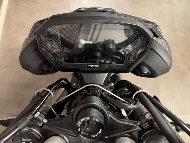 triumph - street-triple-765-rs