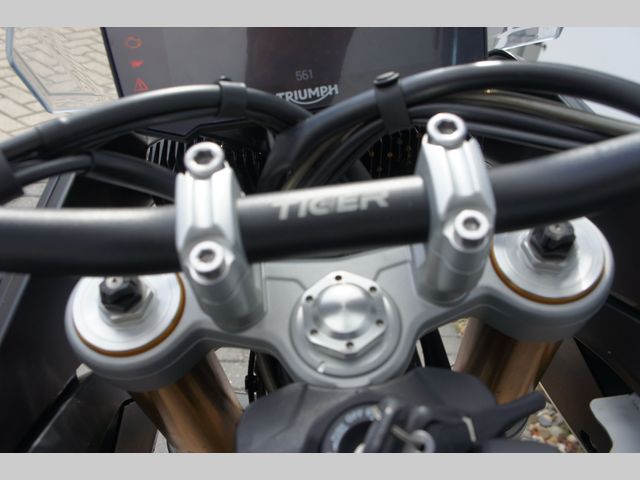 triumph - tiger-900-rally
