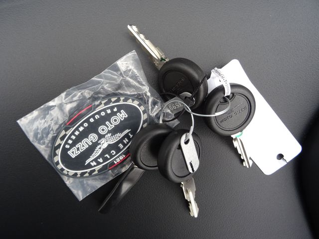 moto-guzzi - v-85-tt