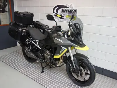 SUZUKI V-STROM 800 – foto 3