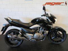 SUZUKI GW 250