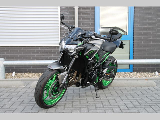 kawasaki - z900