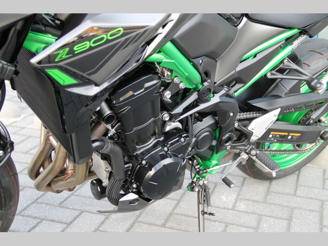 kawasaki - z900