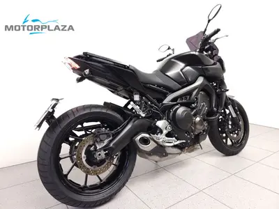 YAMAHA MT 09 – foto 2