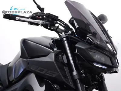 YAMAHA MT 09 – foto 4