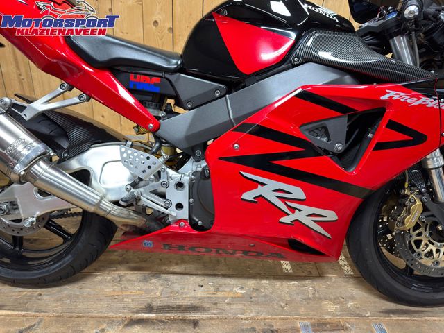 honda - cbr-900-rr-fireblade