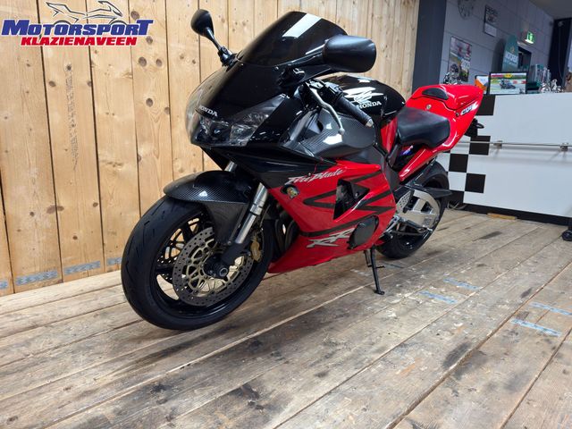 honda - cbr-900-rr-fireblade