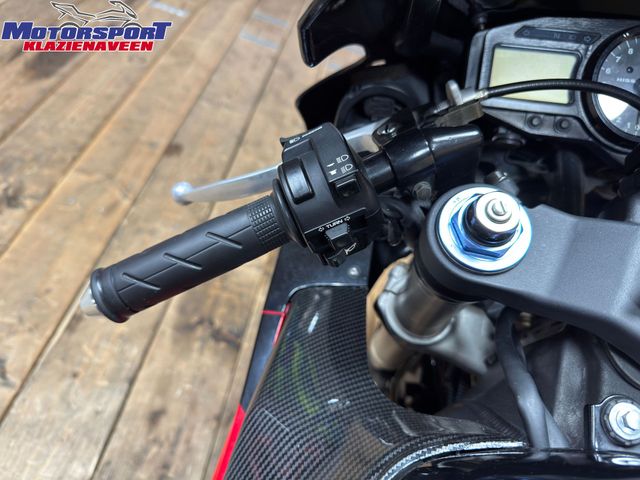 honda - cbr-900-rr-fireblade